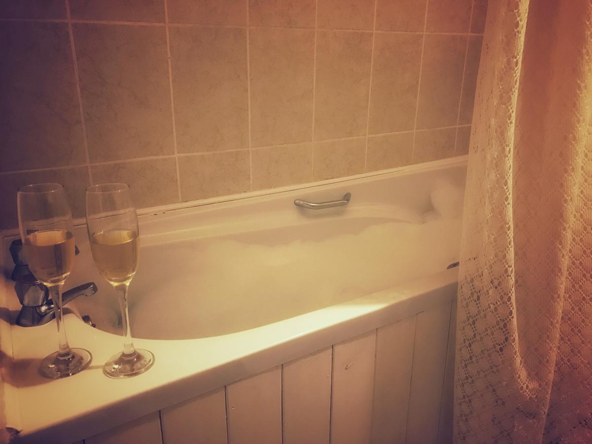 Mcmahon Guesthouse Listowel Ngoại thất bức ảnh
