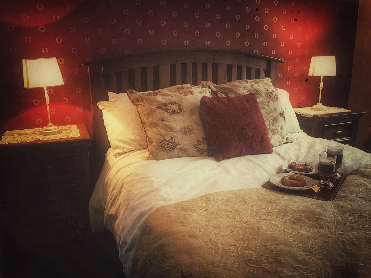 Mcmahon Guesthouse Listowel Ngoại thất bức ảnh